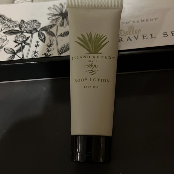 NIB- Aruba Aloe- Island Remedy travel set - Picture 4 of 4